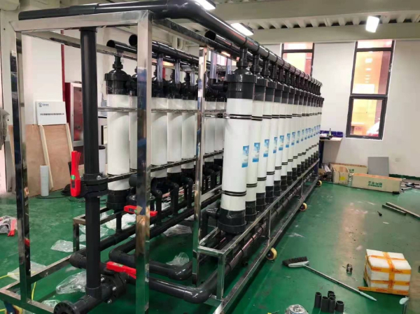 10.1廊坊水廠每小時50噸超濾設(shè)備.jpg
